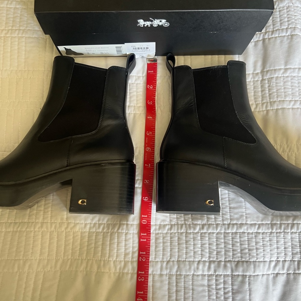 Coach Chelsea Boots - Picture 5 of 9